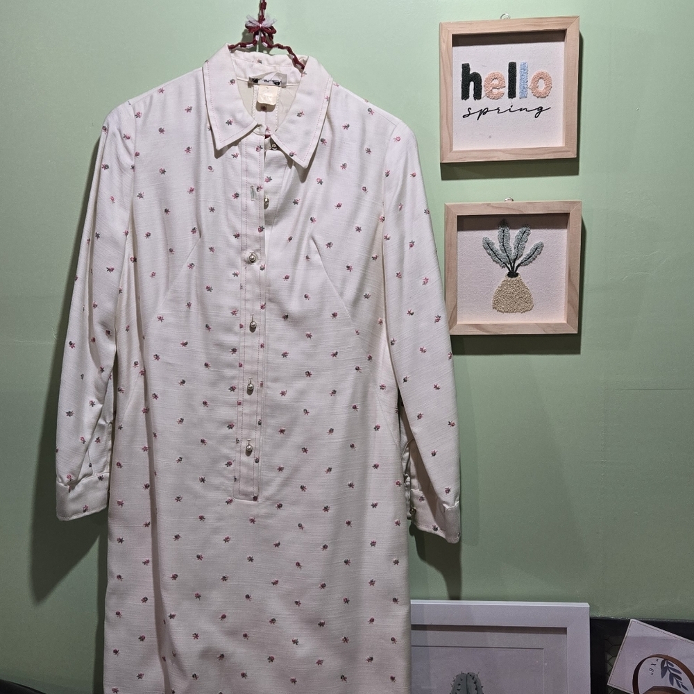 Vintage collard dress with hand sewn flowers and pearl buttons